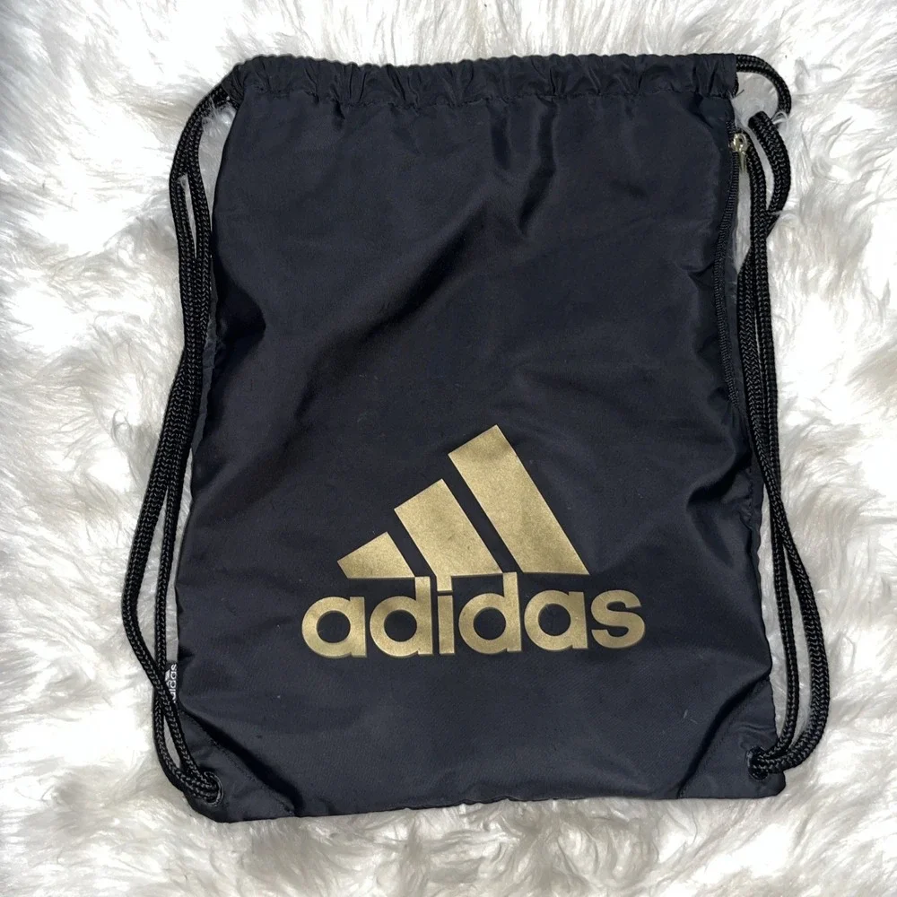 Adidas Drawstring Backpack Gym Bag Black Yellow 3 Stripe Logo‎ Sporty Athletic